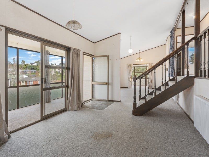 94 Heta Road, Highlands Park, New Plymouth - Carousel 2