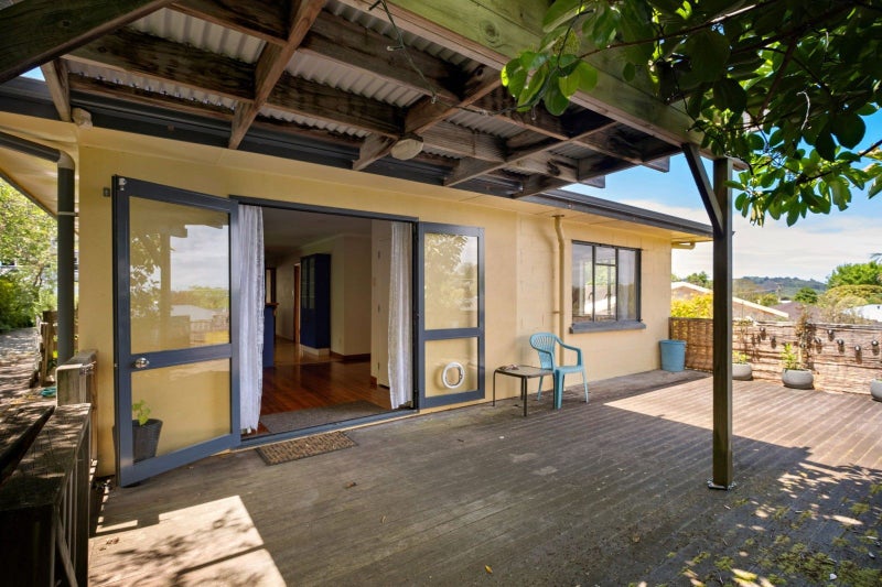 164 Ballance Street, Whataupoko, Gisborne - Carousel 1