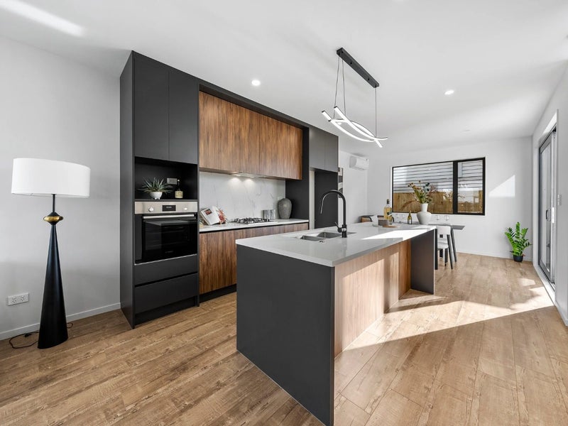 34C Allen Street, Mangere East, Auckland - Carousel 2