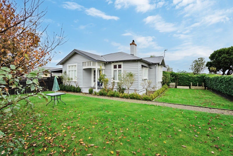 139 Newcastle Street, Windsor, Invercargill - Carousel 1