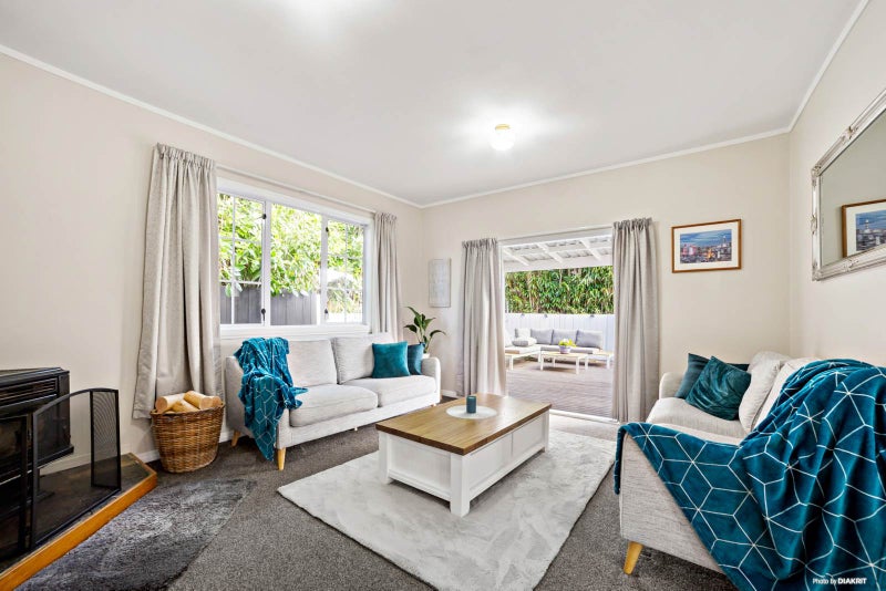 1/34 Cresta Avenue, Beach Haven, Auckland - Carousel 2