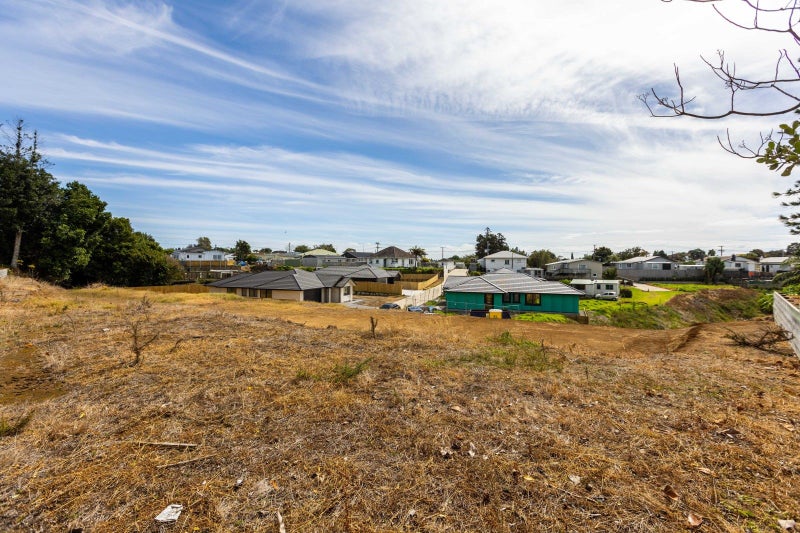 7 Westwill Way, Westown, New Plymouth - Carousel 1