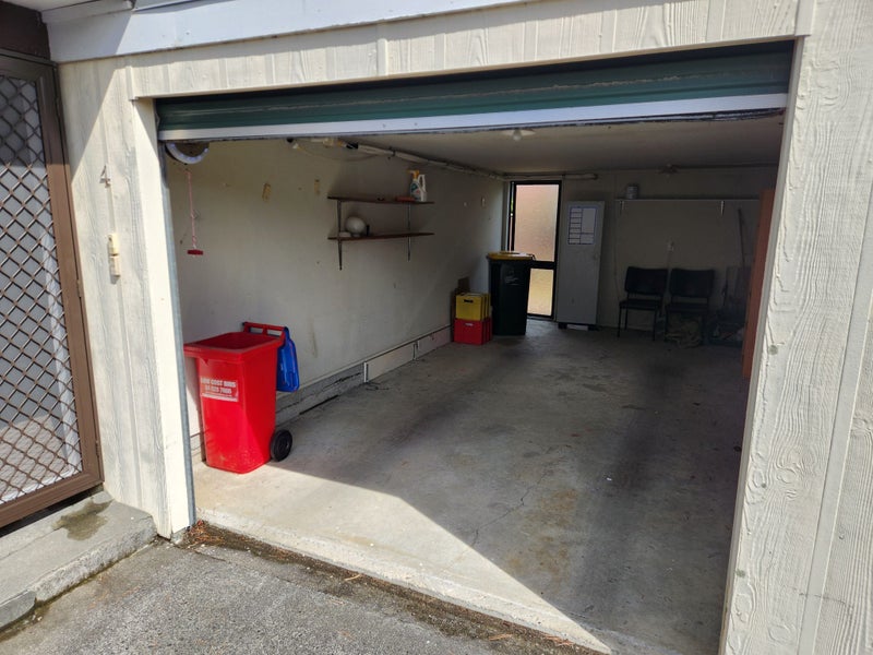4/10 James Street, Plimmerton, Porirua - Carousel 11