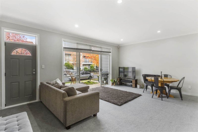 2/44 Carlos Drive, Flat Bush, Auckland - Carousel 2