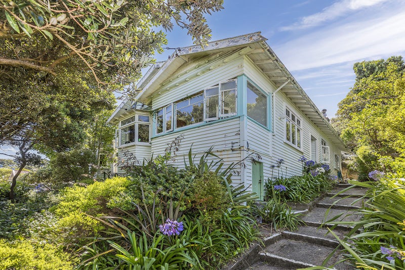 102 Darlington Road, Miramar, Wellington - Carousel 1