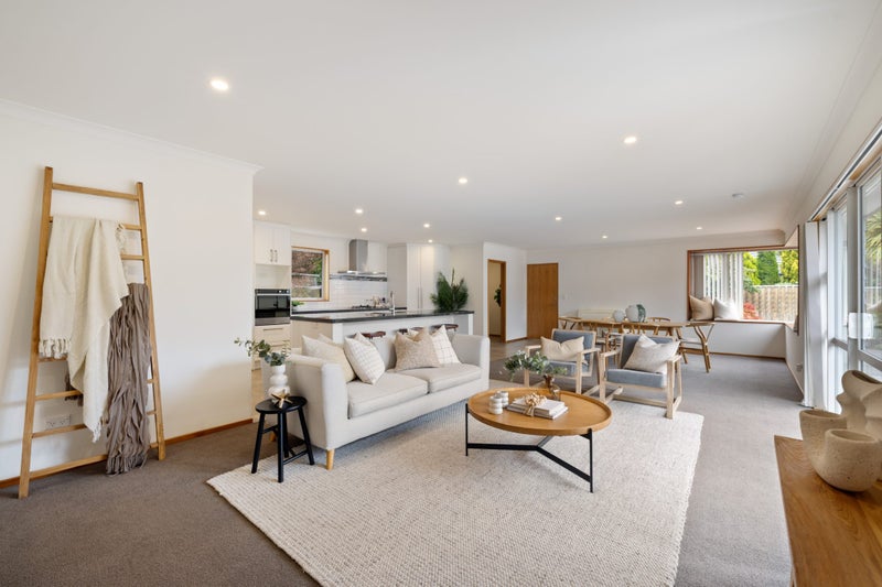 36B Wades Avenue, Saint Martins, Christchurch - Carousel 1