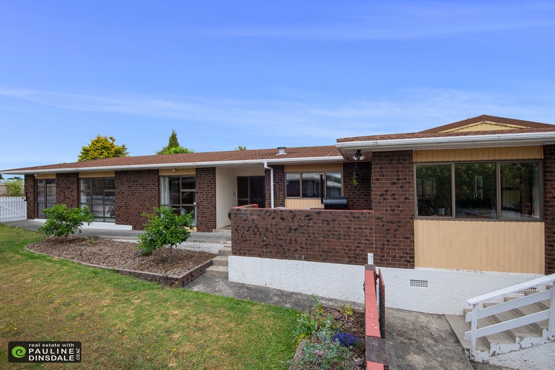 15 Cypress Gardens Place, Onerahi, Whangarei - Carousel 2