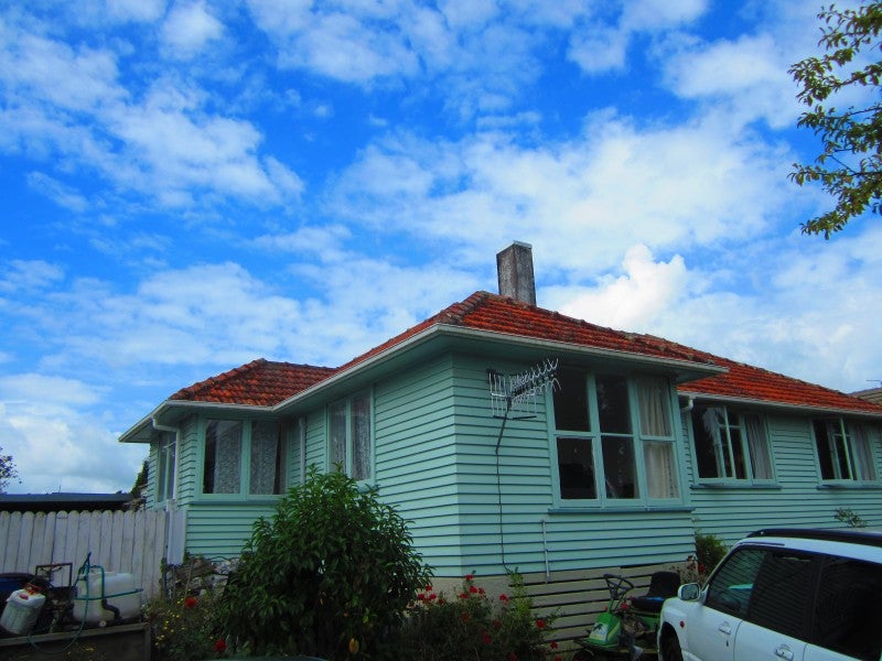 64 Norrie Street, Bader, Hamilton - Carousel 1