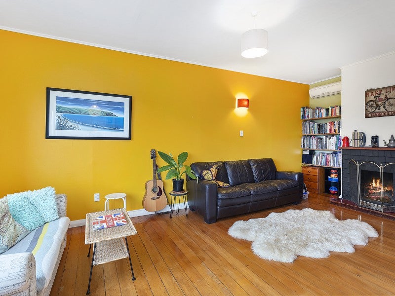 39 Kinghorne Street, Strathmore Park, Wellington - Carousel 2