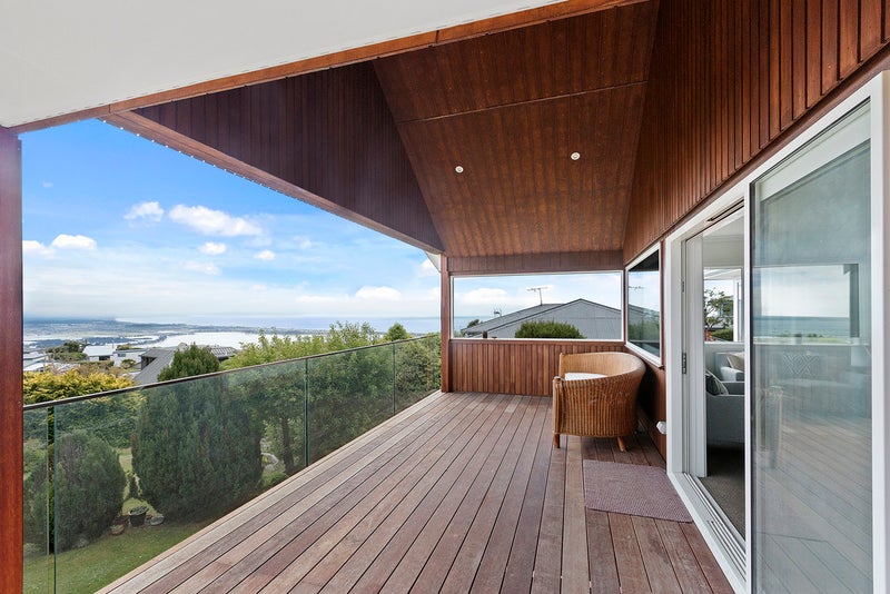 11 Madeley Road, Mount Pleasant, Christchurch - Carousel 2