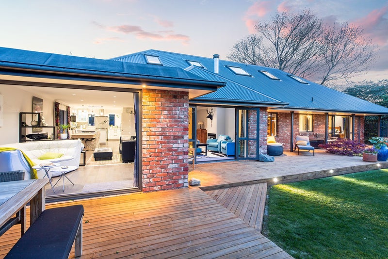 8A Egmont Place, Bishopdale, Christchurch - Carousel 2