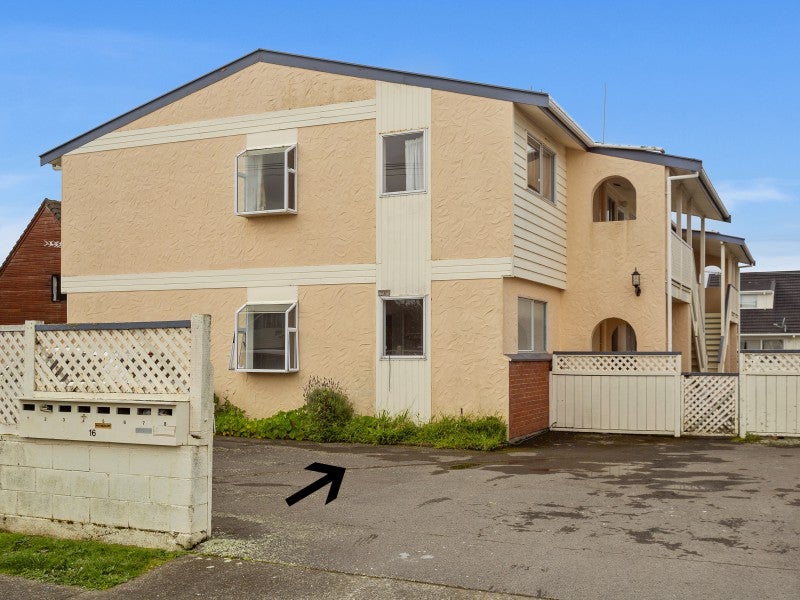 1/16 Tama ST, ALICETOWN, LOWER HUTT - Carousel 1