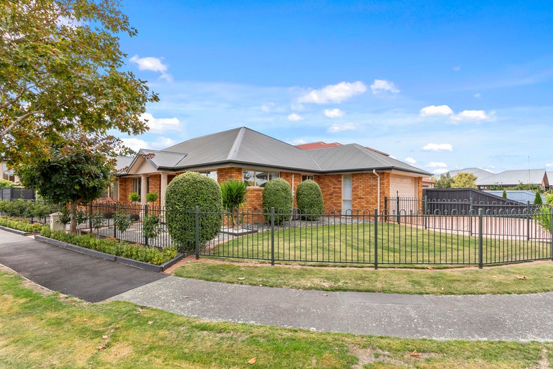 22 Laguna Gardens, Shirley, Christchurch - Carousel 2