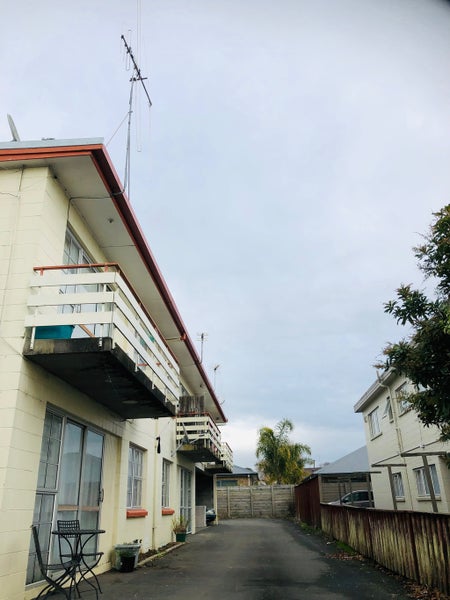 79B Firth Street, Hamilton East, Hamilton - Carousel 1