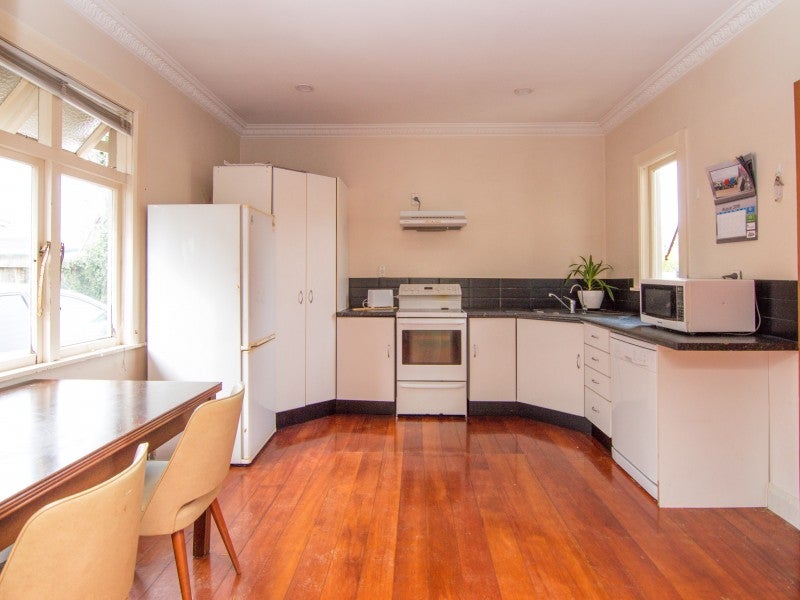 39 Havill Street, Takaro, Palmerston North - Carousel 2