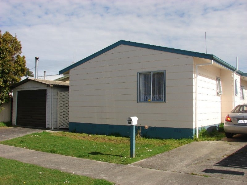 10 Hilton Grove, Kelvin Grove, Palmerston North - Carousel 8
