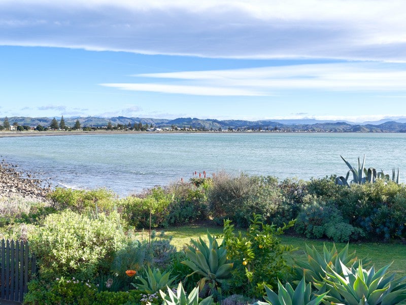 3 Whakarire Avenue, Westshore, Napier - Carousel 2