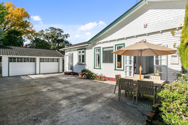 14 Avalon Crescent, Avalon, Lower Hutt - Carousel 1