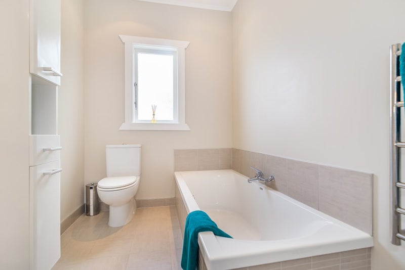 1/10 Graham Street, Petone, Lower Hutt - Carousel 26