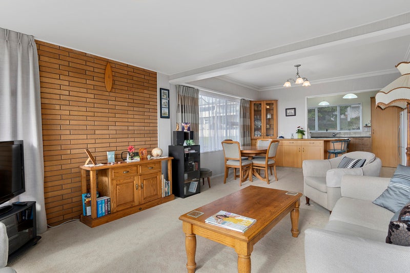 17 Western Road, Otumoetai, Tauranga - Carousel 26