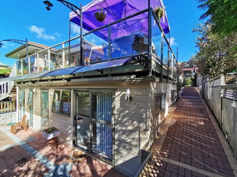 22 Amherst Place, Albany, Auckland - Carousel 8