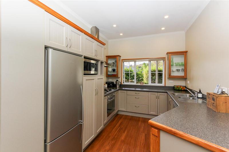 52A Poplar Grove, Whalers Gate, New Plymouth - Carousel 2
