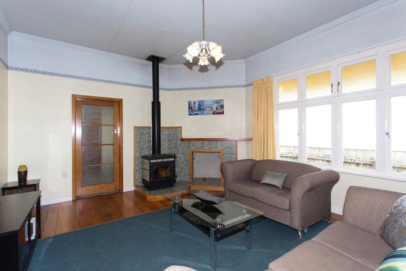 14 Boydfield Street, Whanganui East, Whanganui - Carousel 2
