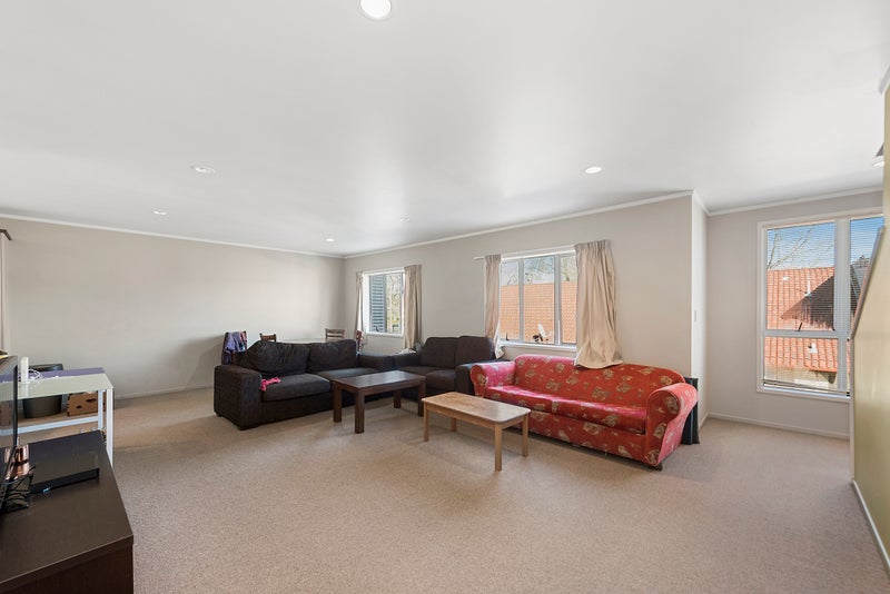 41B Cook Street, Hamilton East, Hamilton - Carousel 2