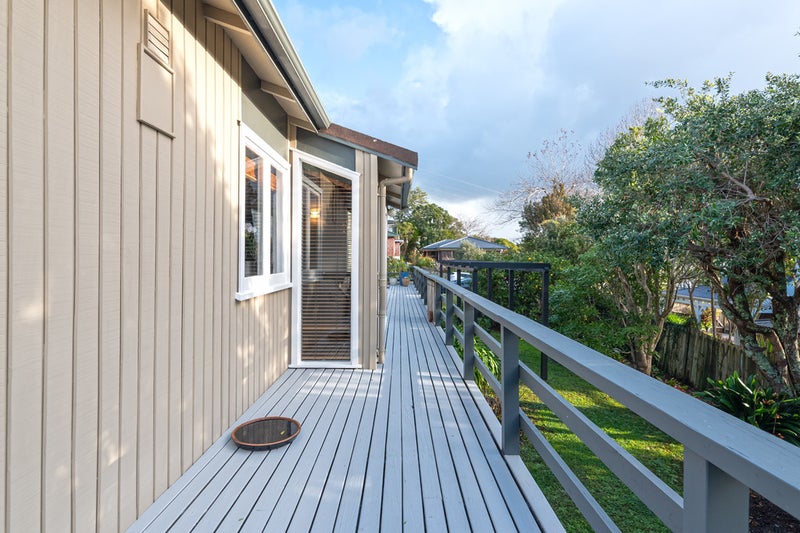 13 Royal Viking Way, Lynfield, Auckland - Carousel 26