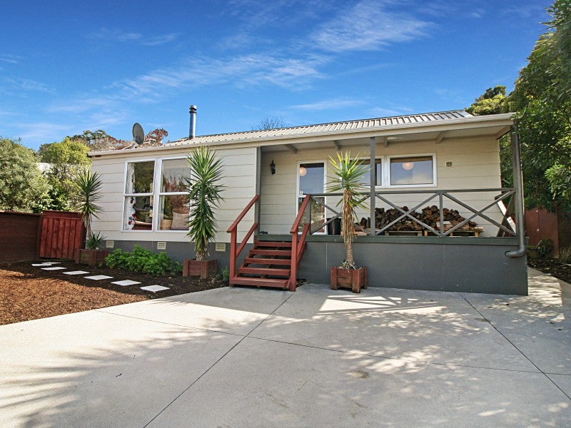 21 Thames Street, Welbourn, New Plymouth - Carousel 1