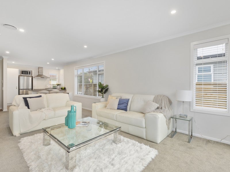 1A Manderson Grove, Fairfield, Lower Hutt - Carousel 2