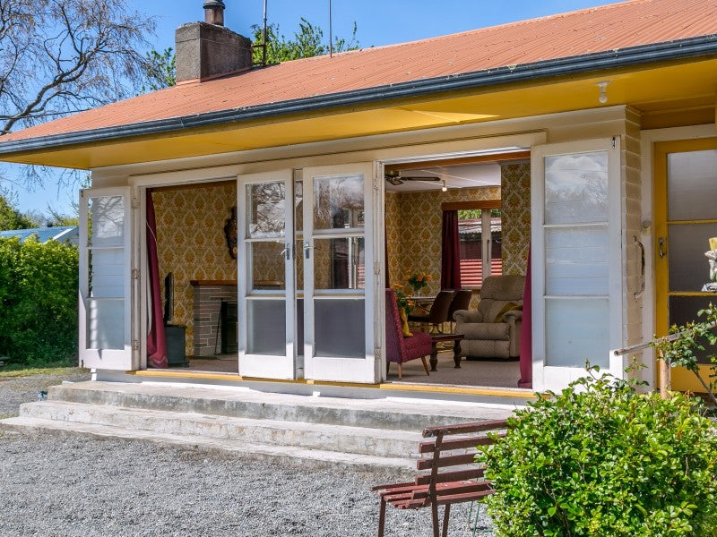 76 Kuratawhiti Street, Greytown - Carousel 2