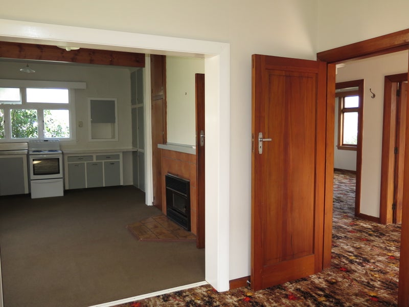 12 Livingstone Street, West End, Timaru - Carousel 2