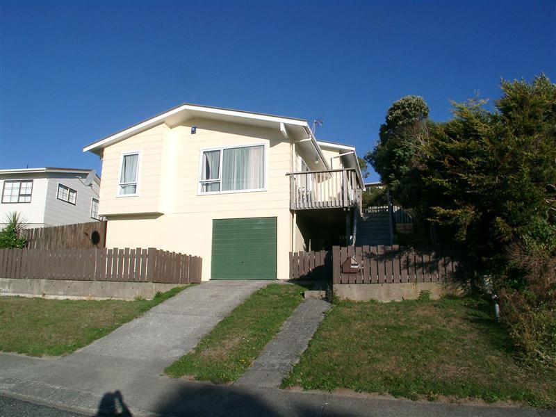 74 Horokiwi Road West, Newlands, Wellington - Carousel 1