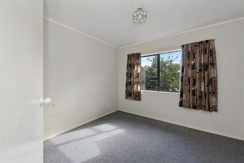 15B Forest Lake Road, Forest Lake, Hamilton - Carousel 10