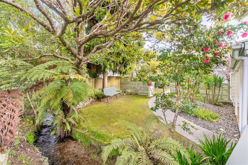 84 Pinehaven Road, Pinehaven, Upper Hutt - Carousel 2