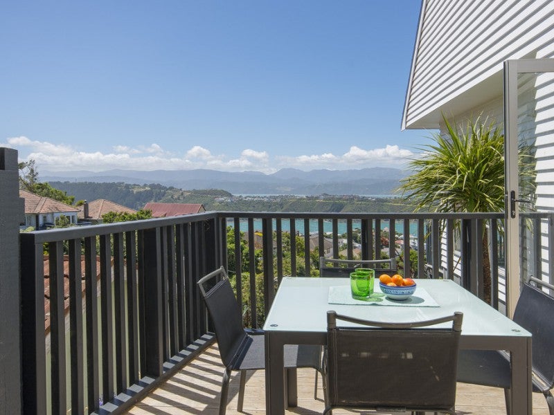 63 Marewa Road, Hataitai, Wellington - Carousel 1