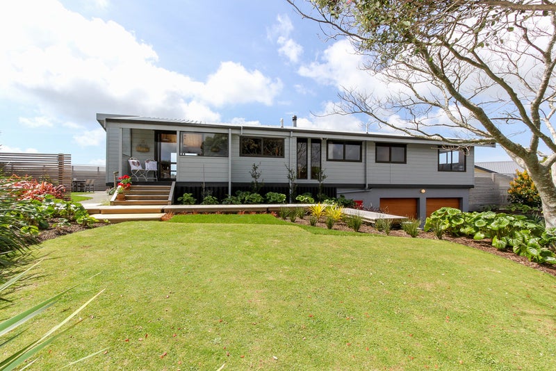 9 Ash Place, Whalers Gate, New Plymouth - Carousel 24