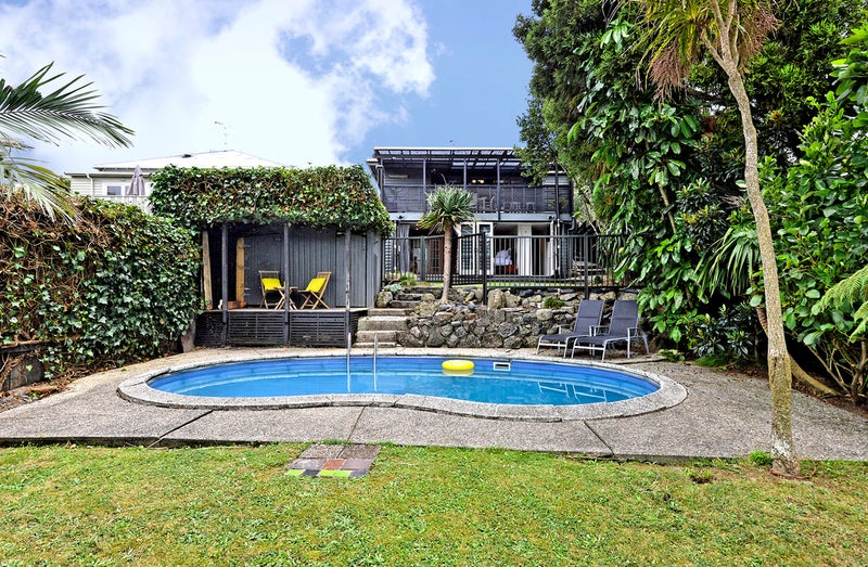 45 Springfield Road, Morningside, Auckland - Carousel 1
