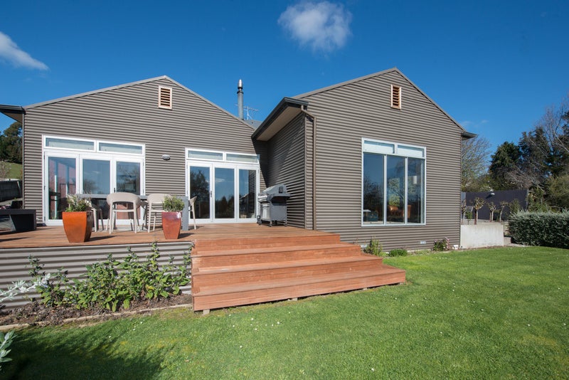 8 Braeside, Kinmont Park, Mosgiel - Carousel 1