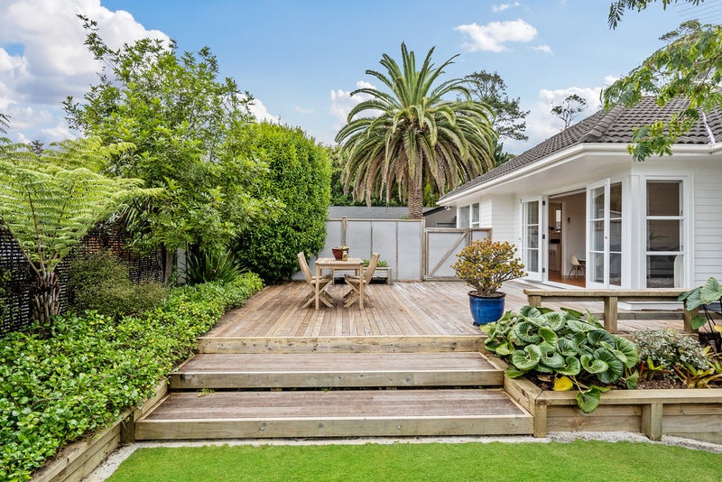 54 Melba Street, Beach Haven, Auckland - Carousel 2