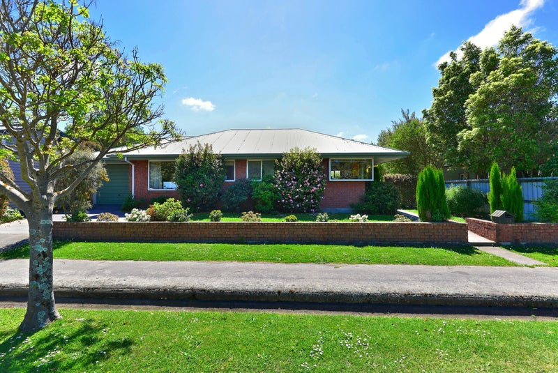 49 Martin Avenue, Beckenham, Christchurch - Carousel 15