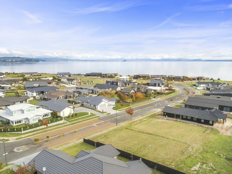 81 Victory Drive, Wharewaka, Taupo - Carousel 1