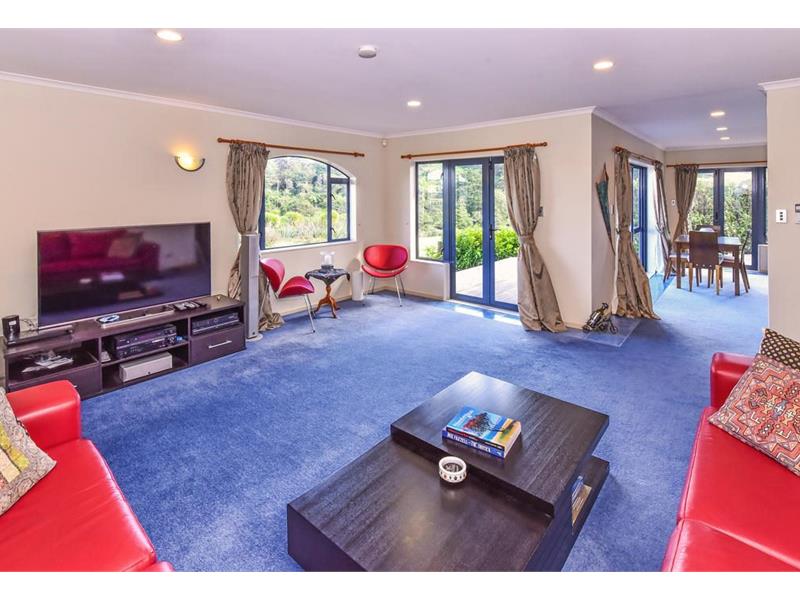 6 Dawood Place, The Gardens, Auckland - Carousel 2