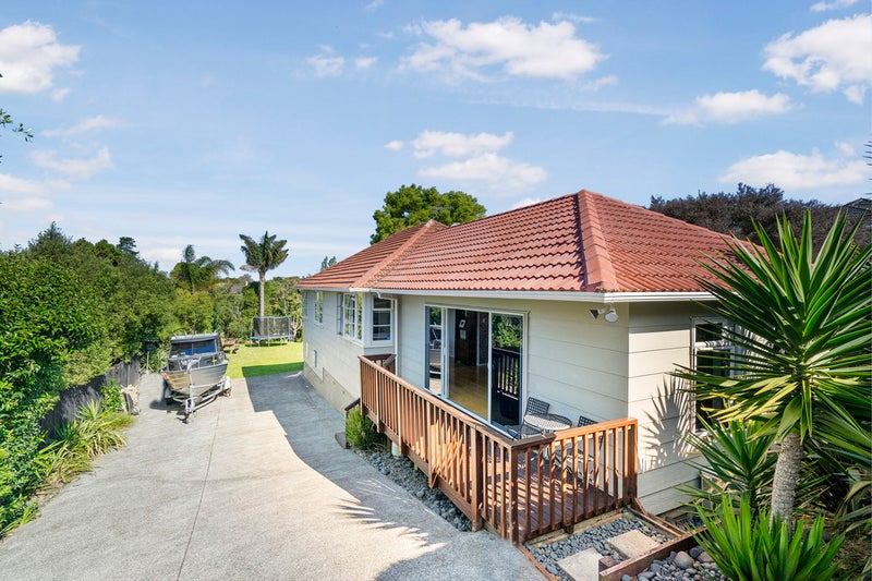 3 Castledine Crescent, Glen Innes, Auckland - Carousel 2