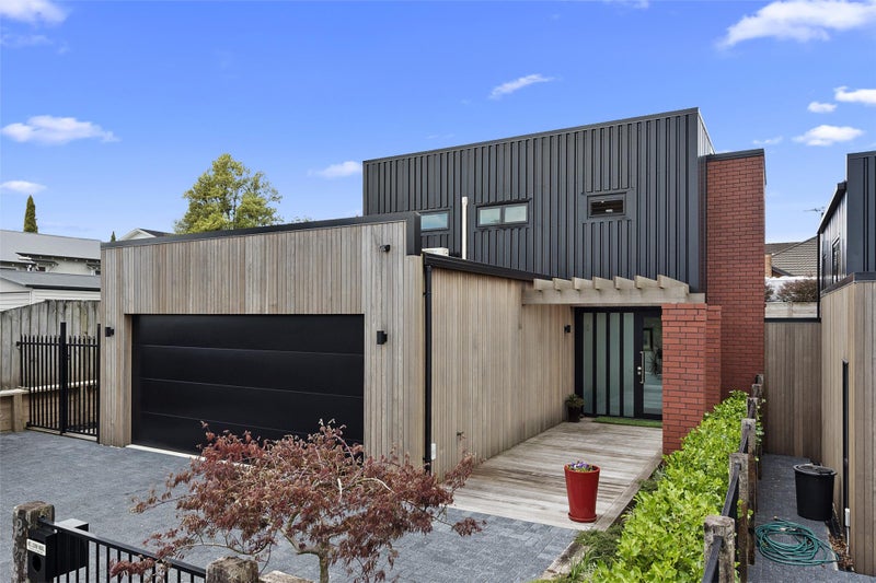 2/27 Joffre Street, Frankton, Hamilton - Carousel 2