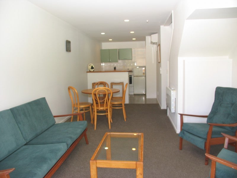 18/43 GOLDRIDGE WAY, FRANKTON RD, QUEENSTOWN - Carousel 1