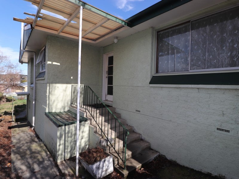 12 Royal Terrace, Alexandra, Alexandra - Carousel 14