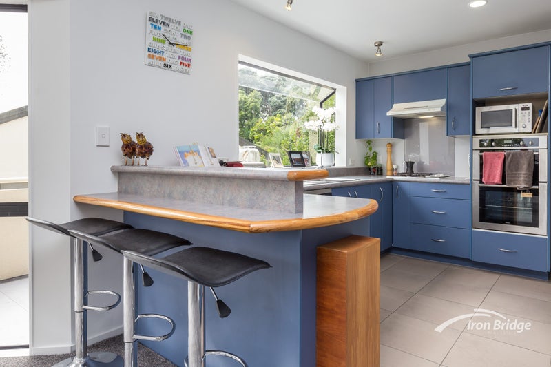 1/3 Albany Highway, Unsworth Heights, Auckland - Carousel 2