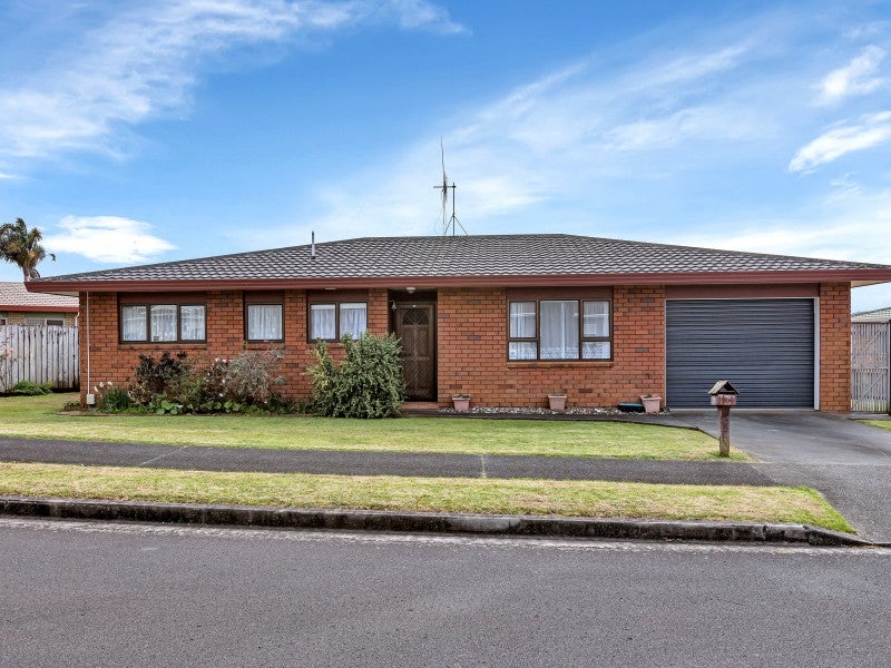 1 Elm Place, Tikipunga, Whangarei - Carousel 14